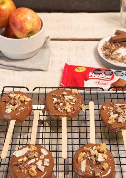 🍫🍎 ¡Descubre cuánto duran las manzanas bañadas en chocolate frescas! 🕒